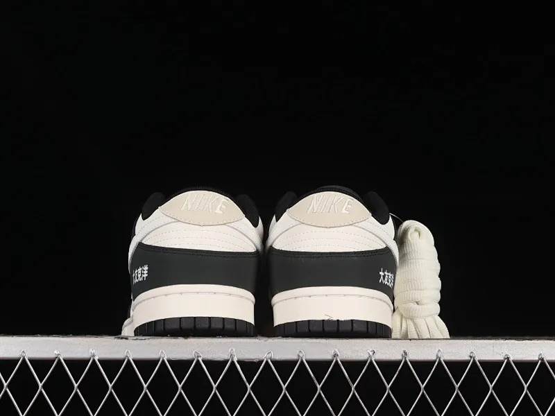 All Categories Nk SB Dunk Series Nk SB Dunk Low Low-top sneakers Otomo Katsuhiro x Nk SB Dunk Low "Steamboy OST" Creative customization collaboration Otomo Katsuhiro joint SB low-top sports and leisure sneakers GU6396-001